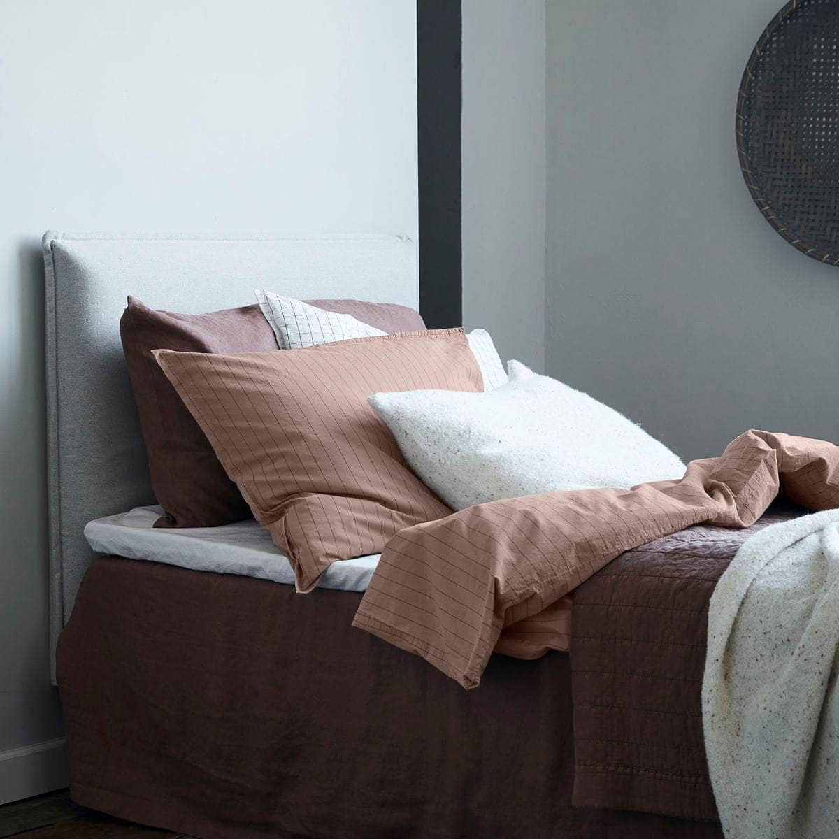 By Nord Sengesæt, Dagny, Straw w. bark