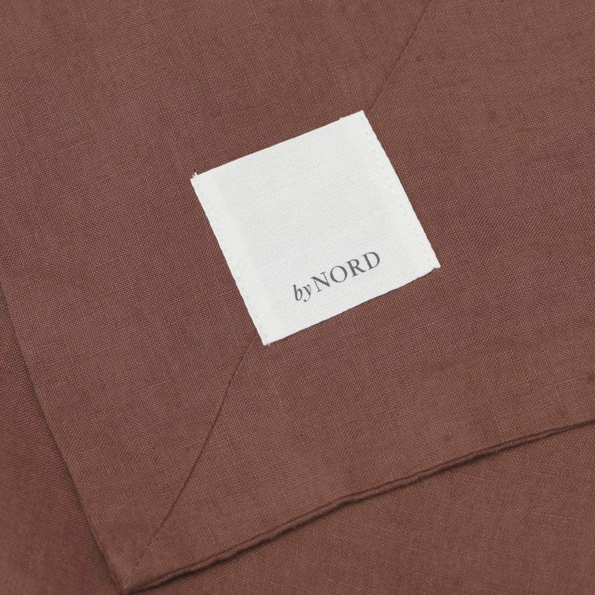 By Nord Sengekappe, Gunhild, Berry