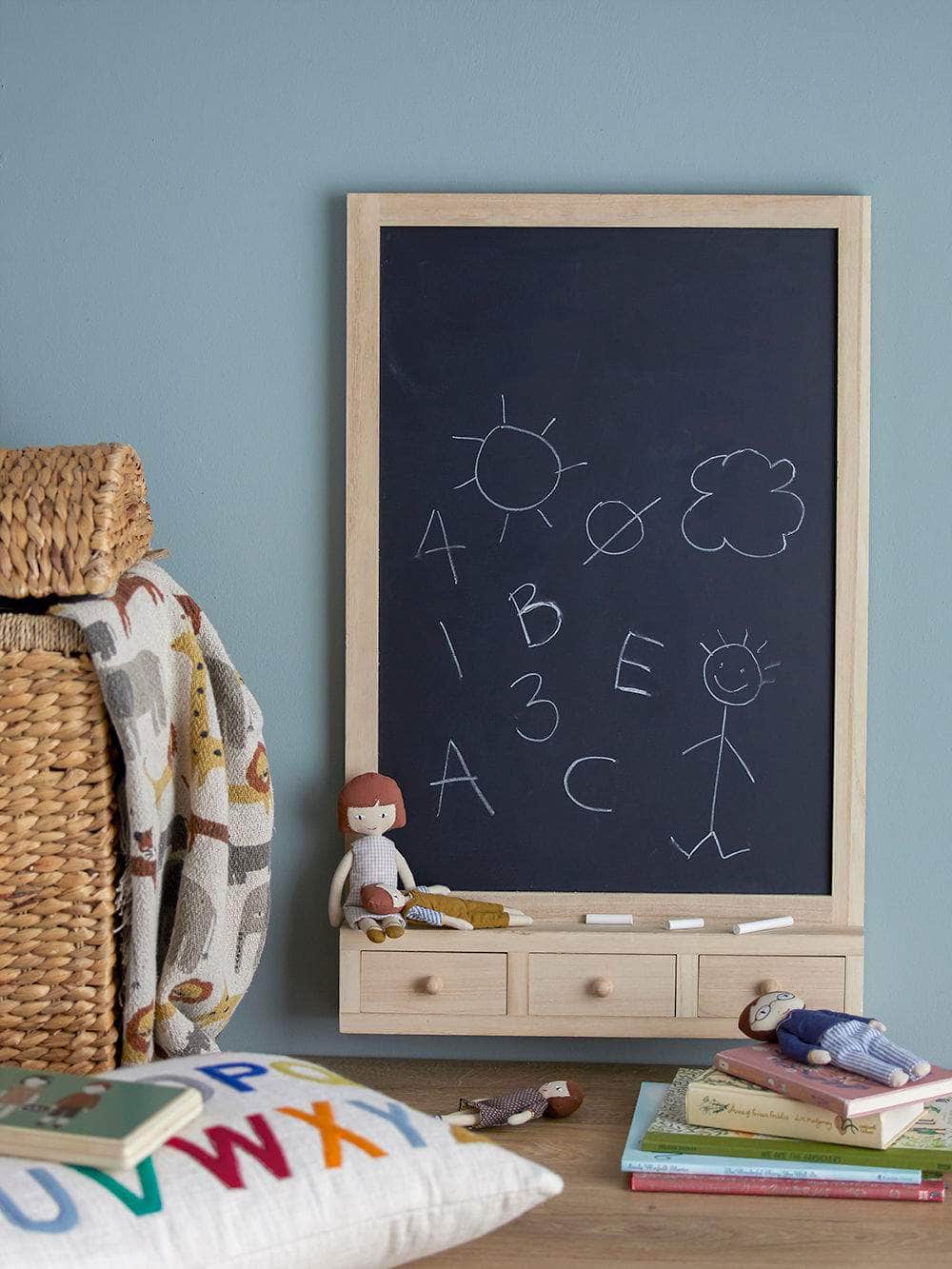 Bloomingville MINI Higma Tavle, Sort, Kejsertræ