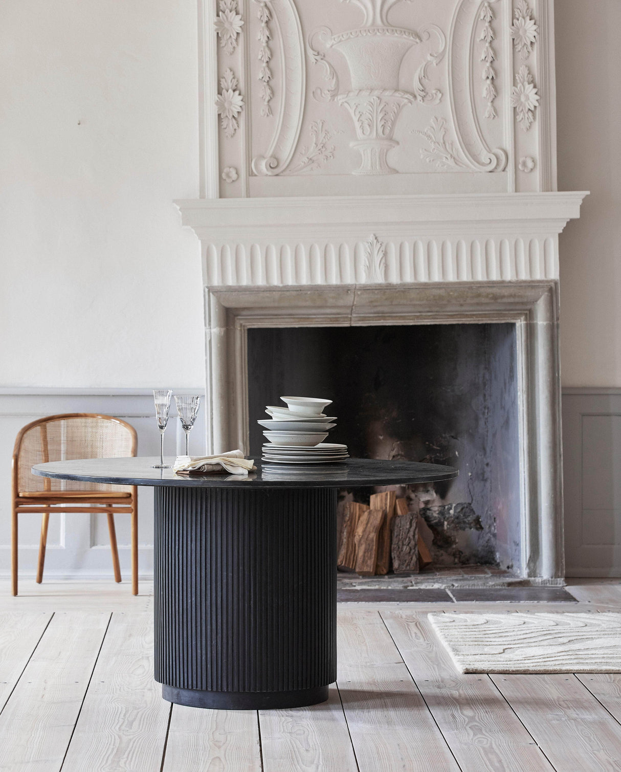 Nordal ERIE round dining table black marble top