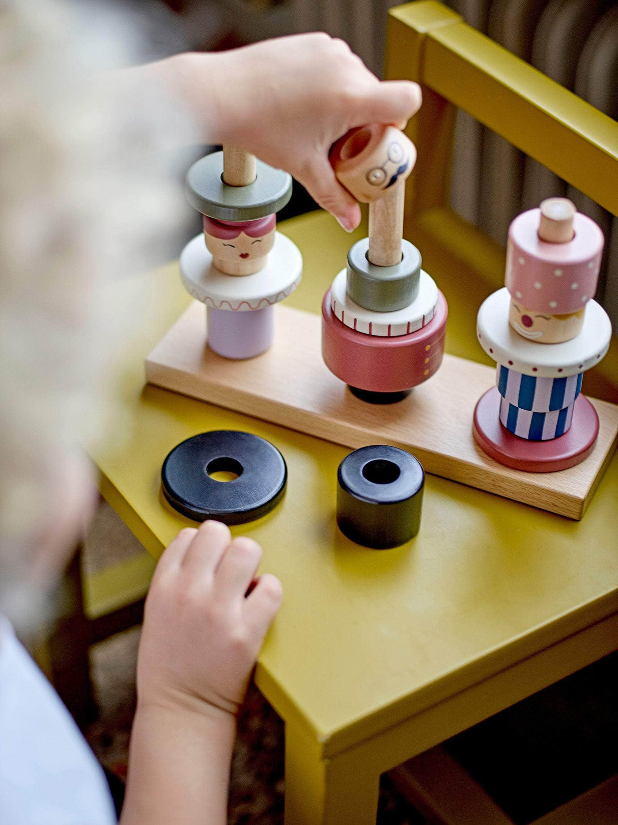Bloomingville MINI Rese Stol, Gul, MDF