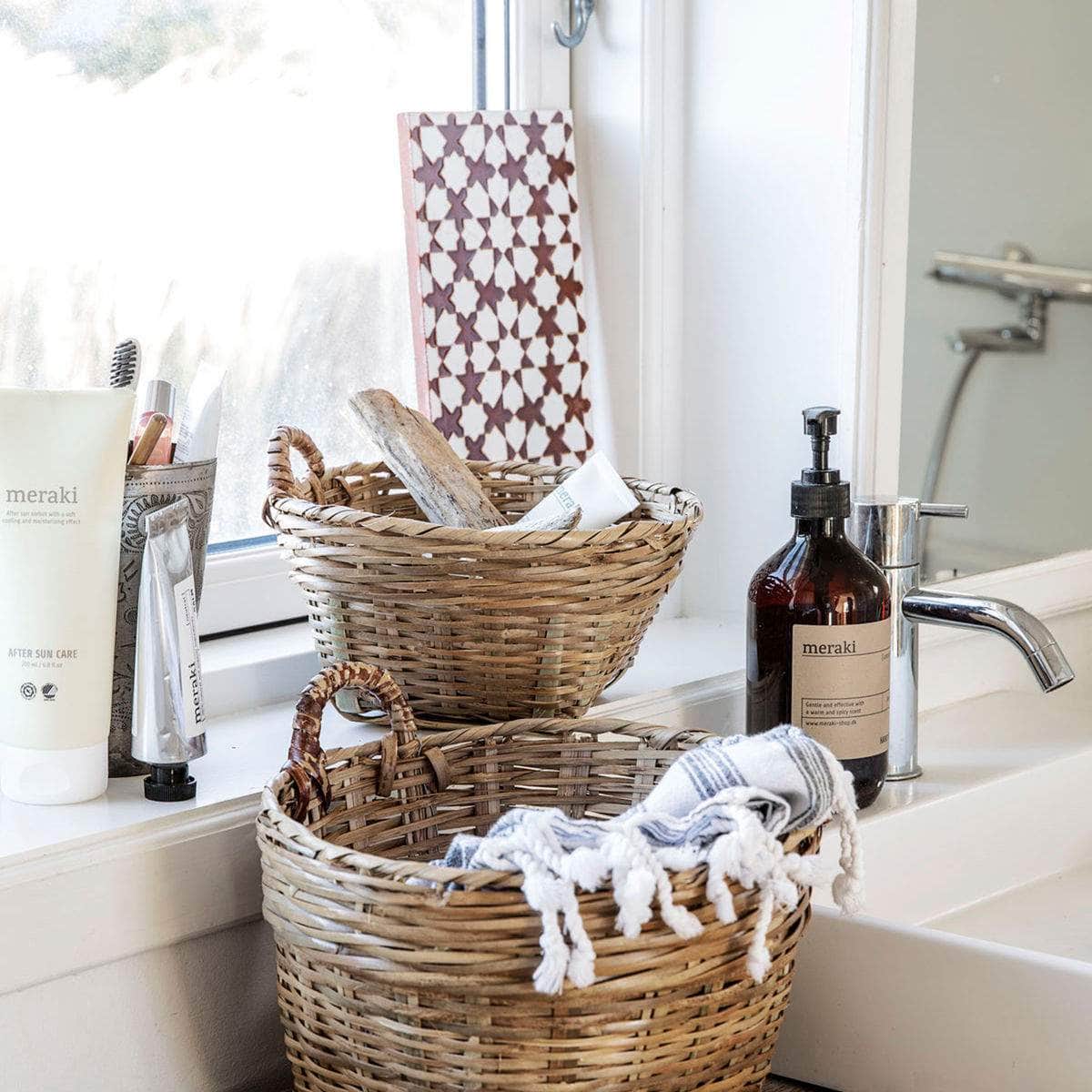 Meraki Kurv, Tradition, Natur