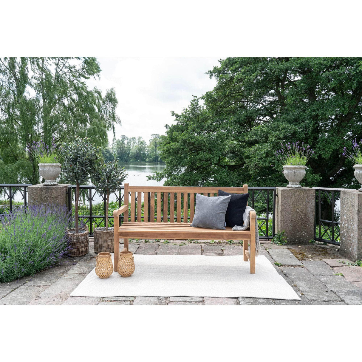 House Nordic Cabo Teak Bænk