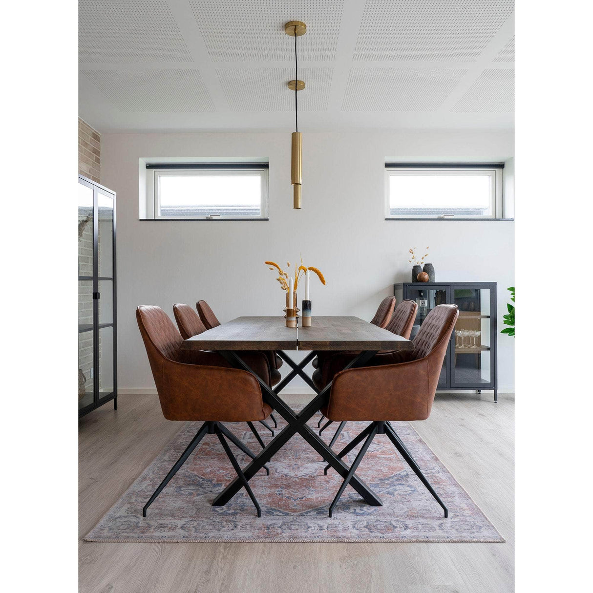 House Nordic Harbo Spisebordsstol med Drejefod