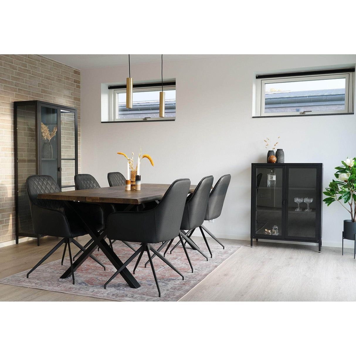 House Nordic Harbo Spisebordsstol med Drejefod