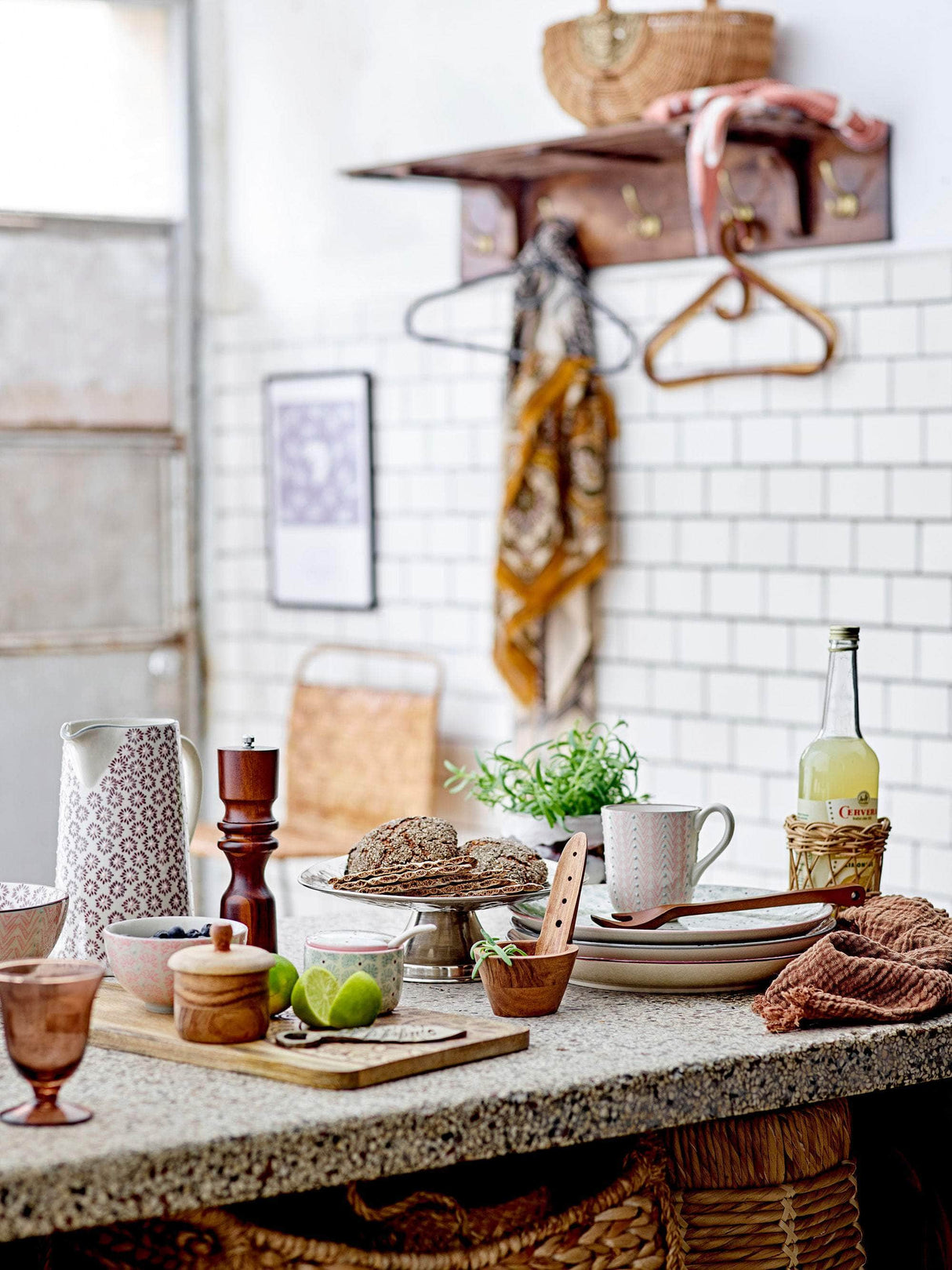 Bloomingville Lula Knagerække, Brun, Mango
